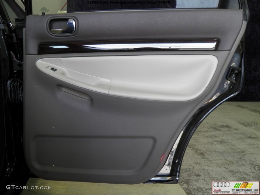 2001 Audi A4 2.8 Sedan Ecru/Clay Door Panel Photo #52322088