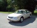 2000 Ivory Parchment Tricoat Lincoln Continental   photo #2