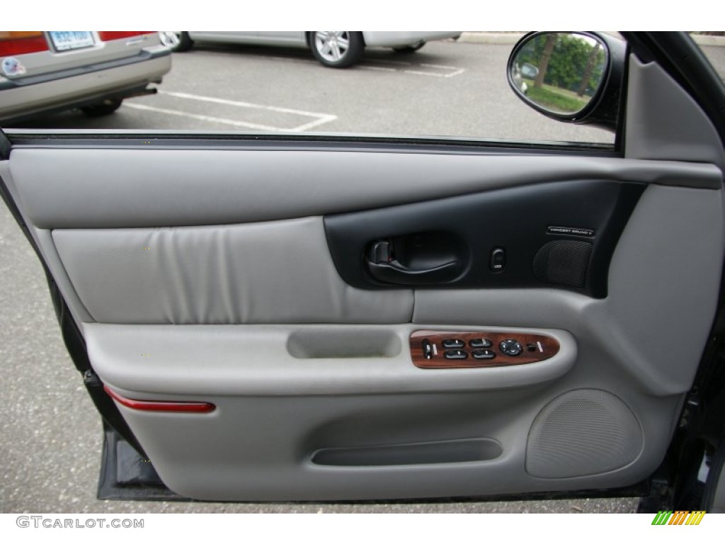 2000 Buick Regal LS Door Panel Photos