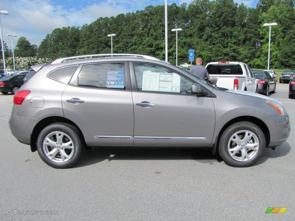 2011 Rogue SV - Gotham Gray Metallic / Black photo #6