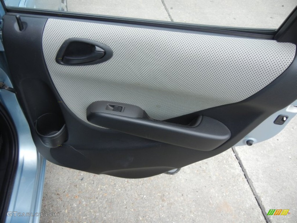 2007 Honda Fit Standard Fit Model Door Panel Photos