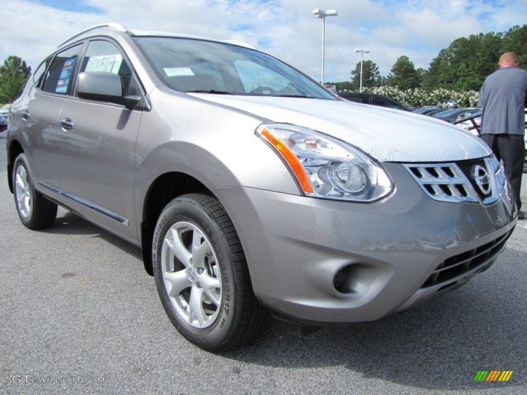 2011 Rogue SV - Gotham Gray Metallic / Black photo #7