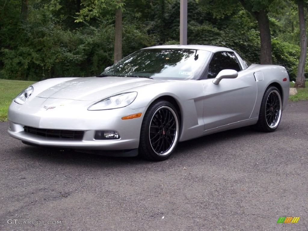 Machine Silver Metallic 2006 Chevrolet Corvette Coupe Exterior Photo #52326276
