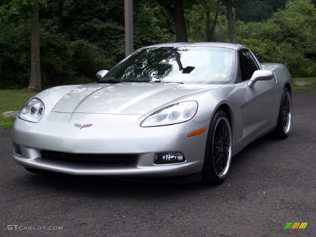 Machine Silver Metallic 2006 Chevrolet Corvette Coupe Exterior Photo #52326291