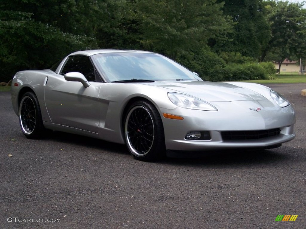 Machine Silver Metallic 2006 Chevrolet Corvette Coupe Exterior Photo #52326396