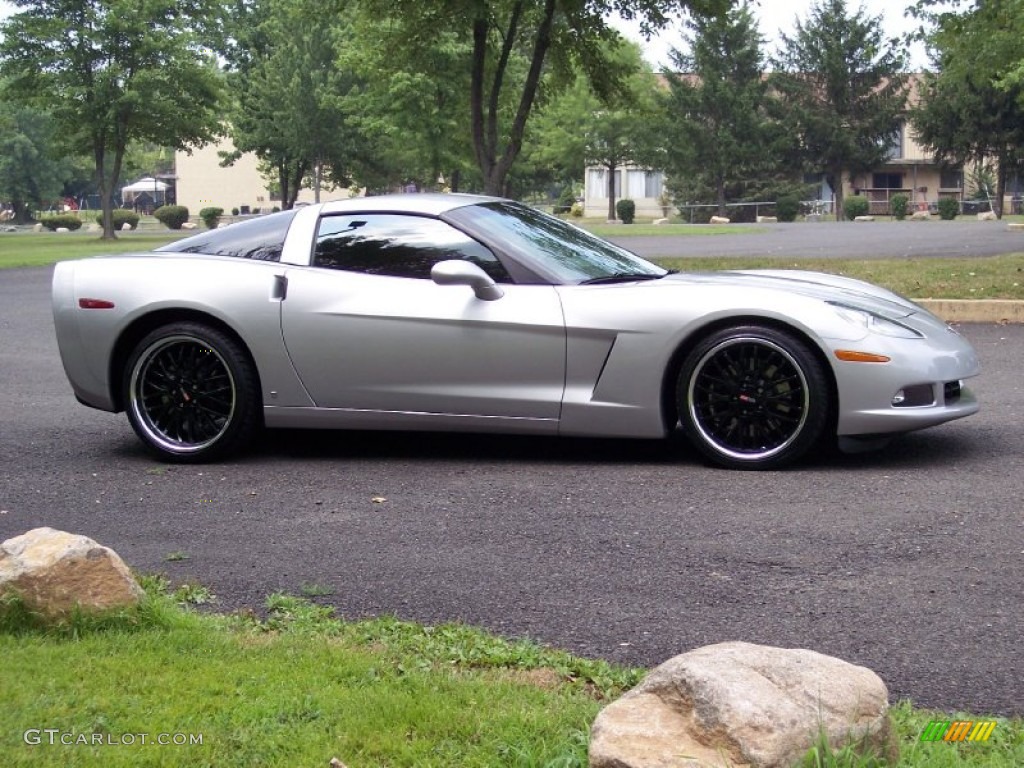 Machine Silver Metallic 2006 Chevrolet Corvette Coupe Exterior Photo #52326426