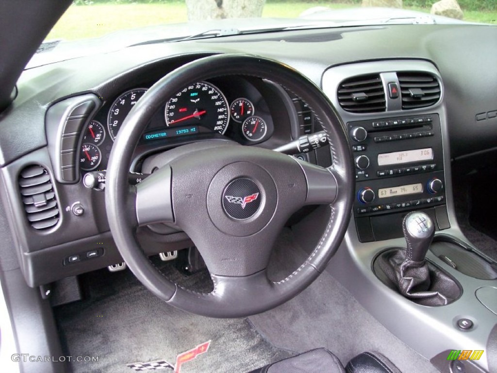 2006 Chevrolet Corvette Coupe Ebony Black Steering Wheel Photo #52326699