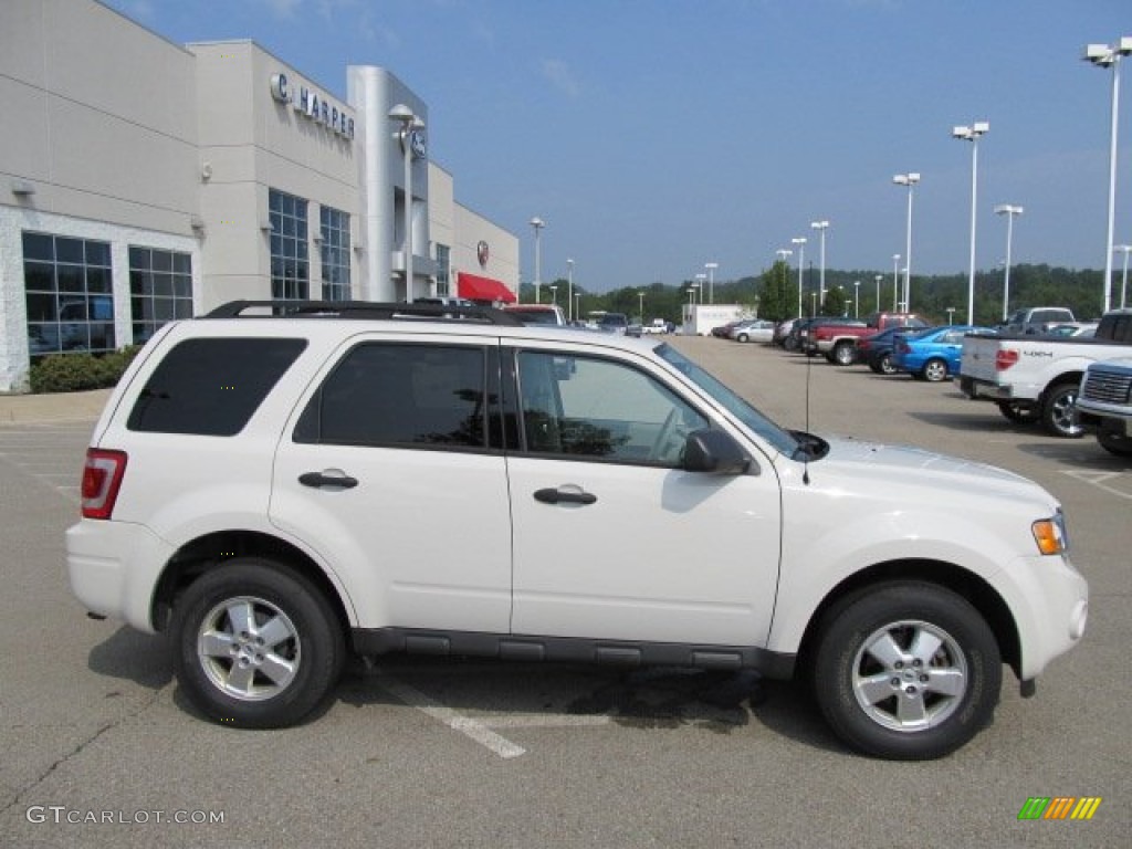 2009 Escape XLT 4WD - White Suede / Stone photo #2