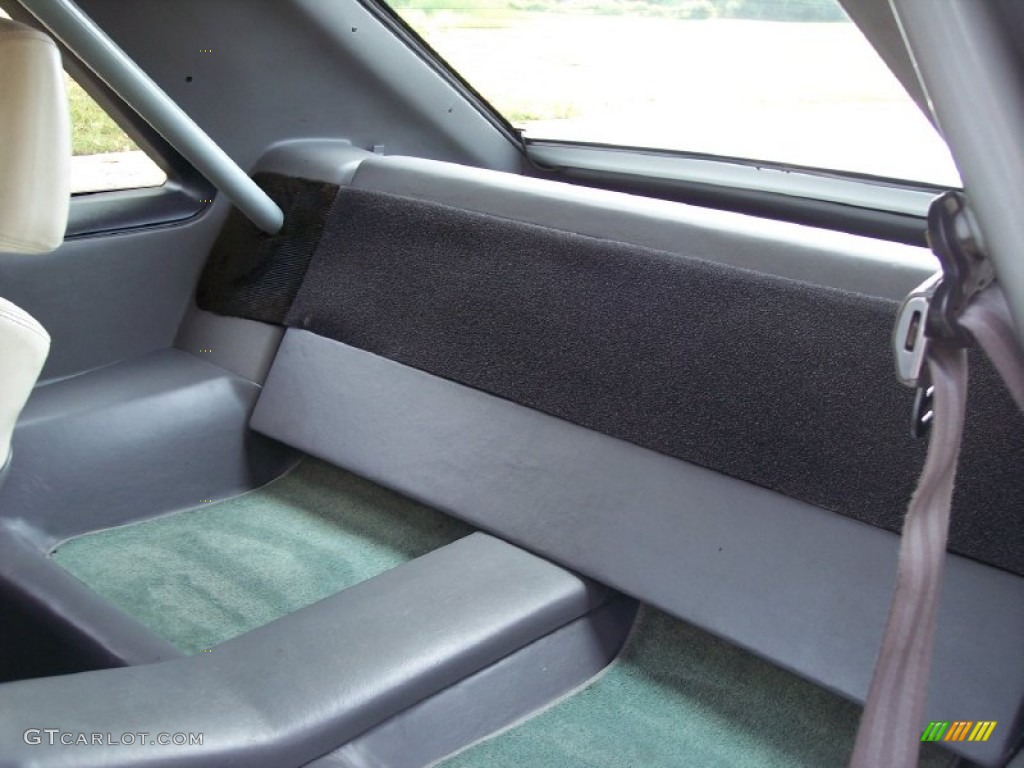 Saleen Grey/White/Yellow Interior 1989 Ford Mustang Saleen SSC Fastback Photo #52329219