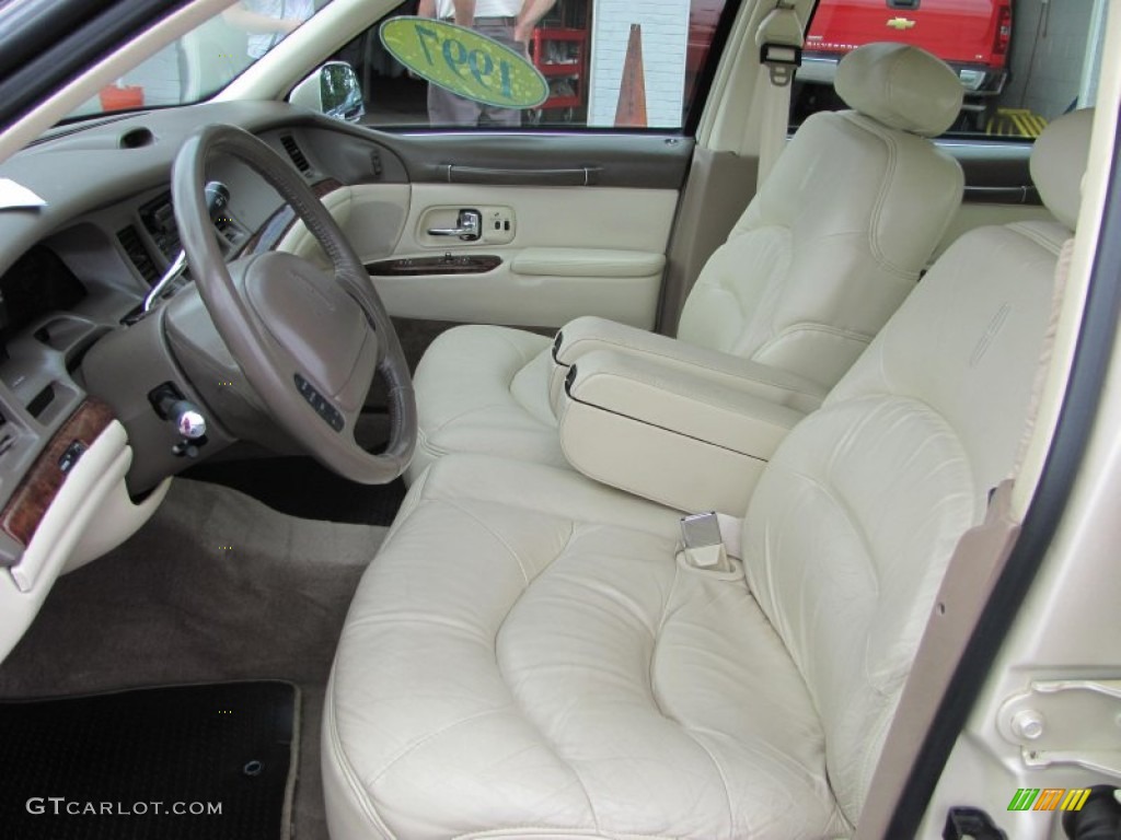 Beige Interior 1997 Lincoln Town Car Signature Photo #52329345