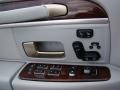 Dove Controls Photo for 2007 Lincoln Town Car #52331478