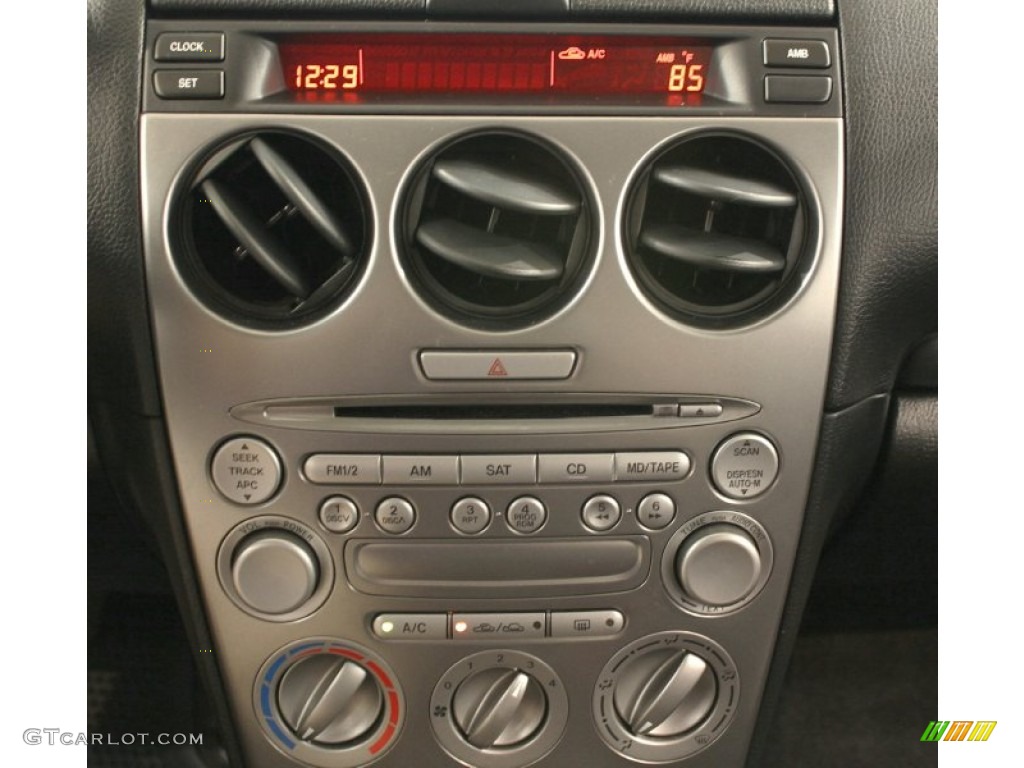 2005 Mazda MAZDA6 i Sport Hatchback Controls Photo #52331559