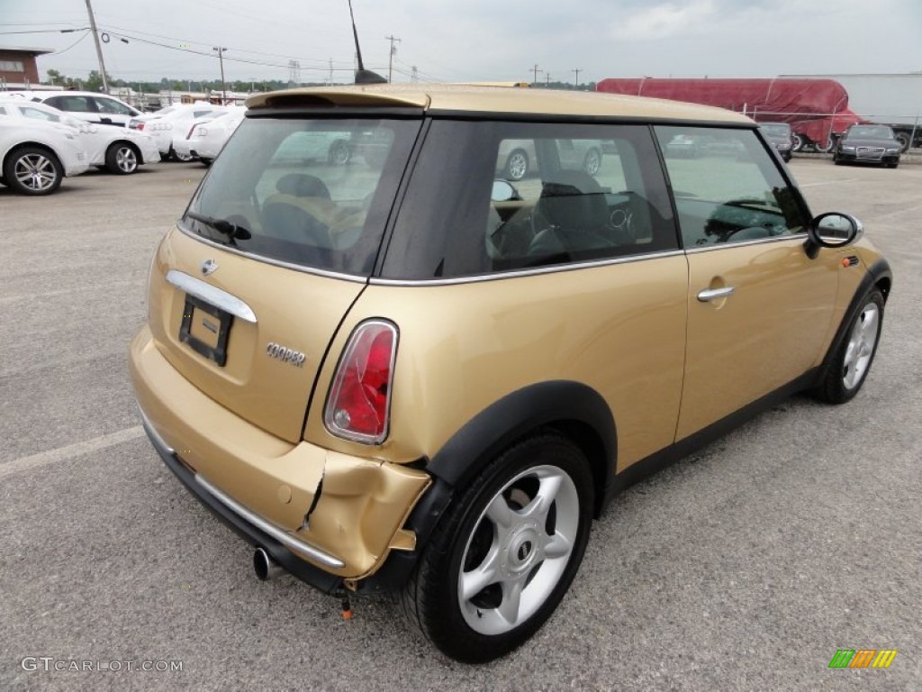 2005 Cooper Hardtop - Solid Gold Metallic / Cordoba Beige photo #8
