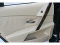 Jet Black - 5 Series 525i Sedan Photo No. 28