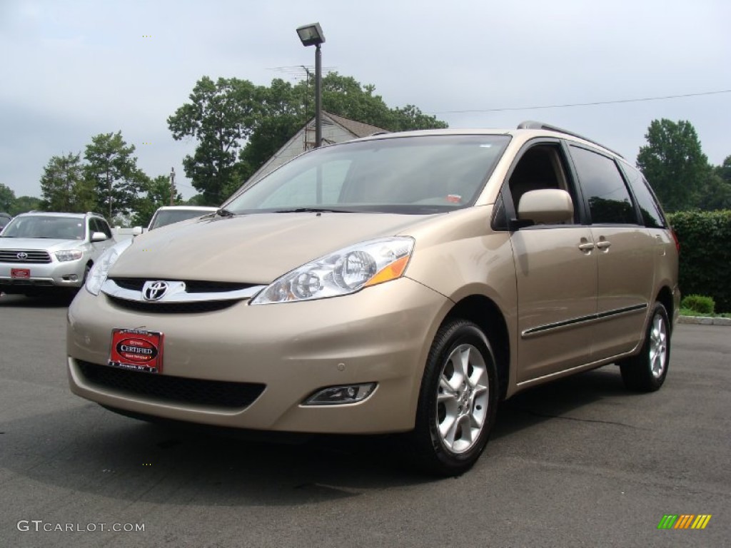 2006 Sienna Limited AWD - Desert Sand Mica / Taupe photo #1