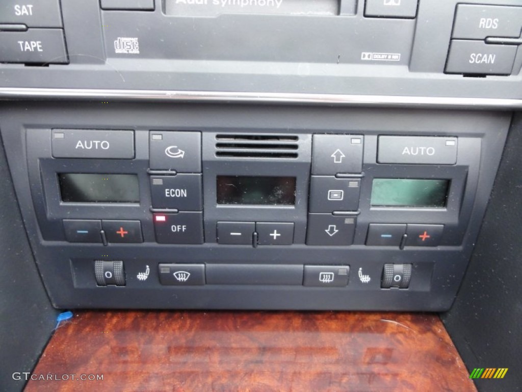 2005 Audi A4 3.0 quattro Cabriolet Controls Photo #52333680
