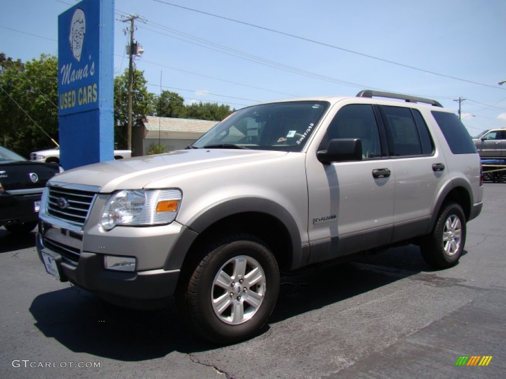 2006 Explorer XLT - Silver Birch Metallic / Stone photo #4