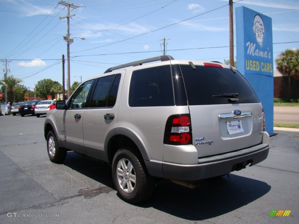 2006 Explorer XLT - Silver Birch Metallic / Stone photo #6
