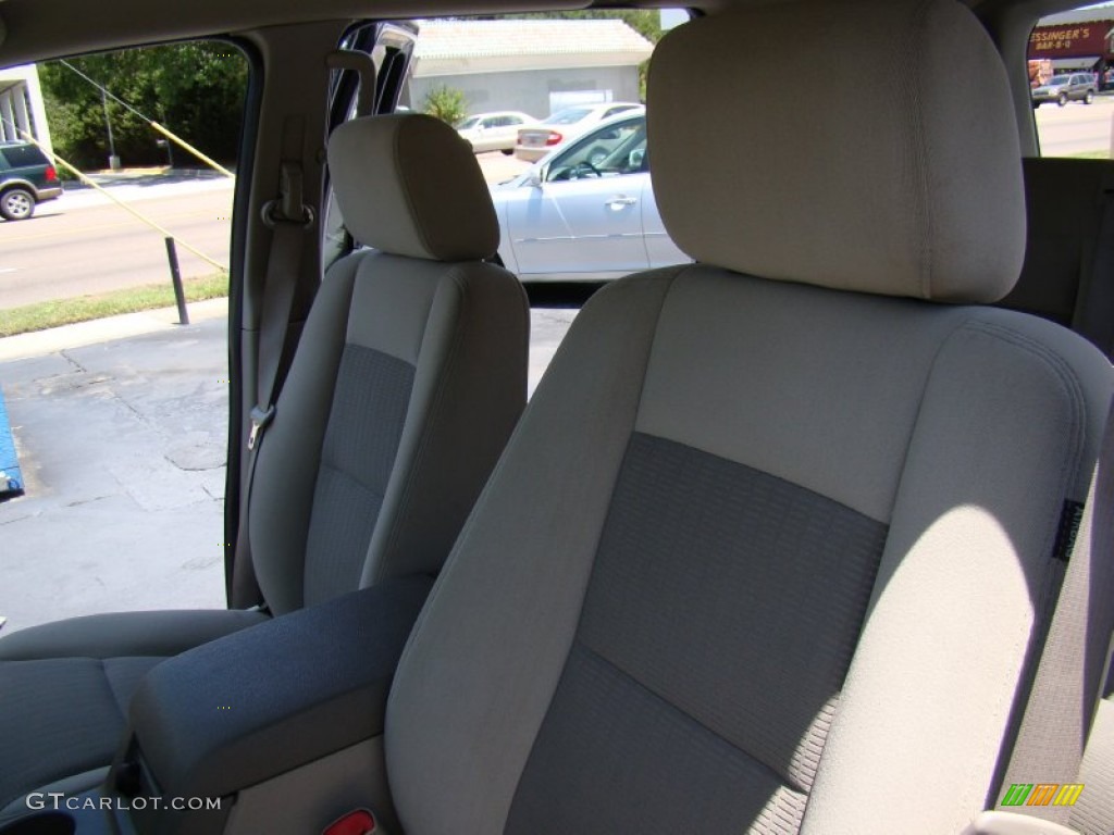 2006 Explorer XLT - Silver Birch Metallic / Stone photo #11