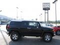 Black - FJ Cruiser 4WD Photo No. 2