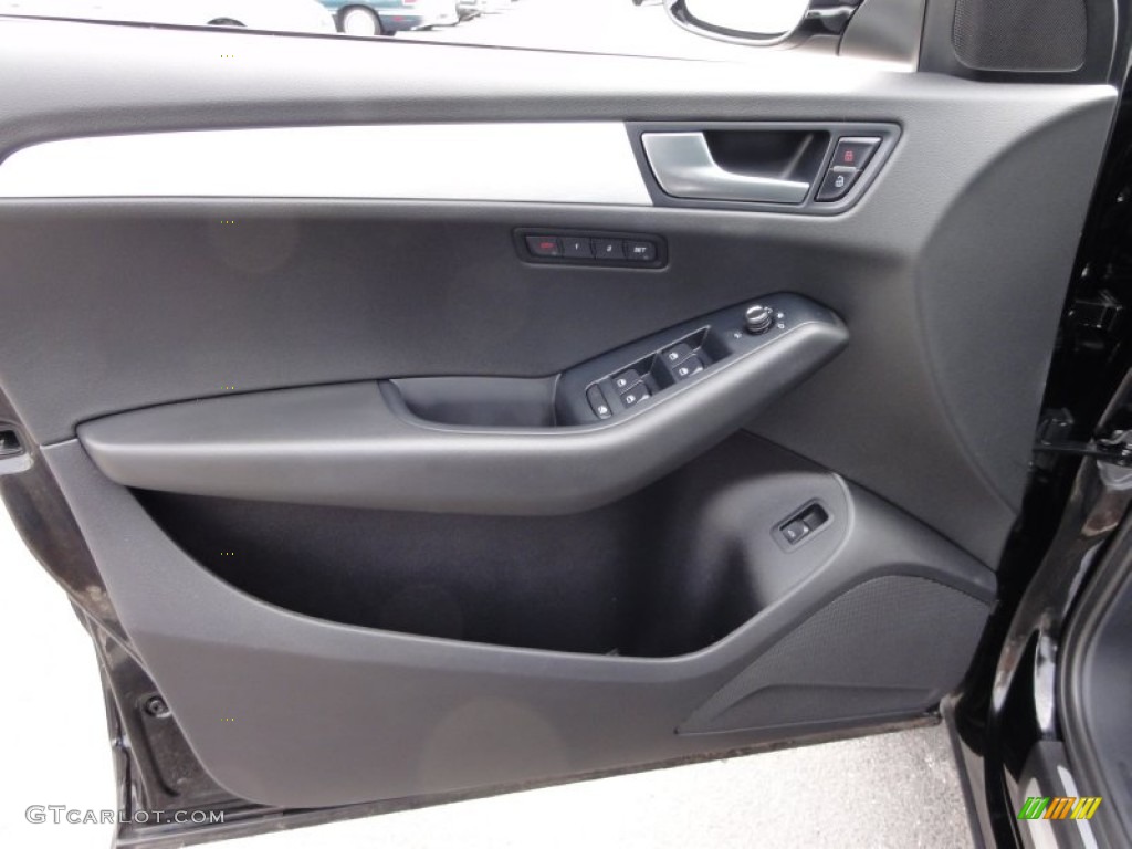 2009 Audi Q5 3.2 Premium Plus quattro Black Door Panel Photo #52339956