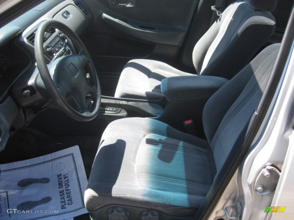 1999 Accord LX Sedan - Satin Silver Metallic / Gray photo #2