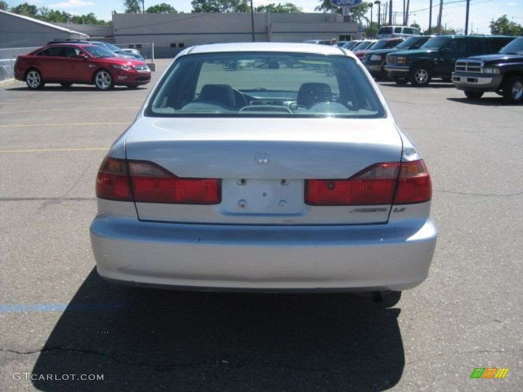 1999 Accord LX Sedan - Satin Silver Metallic / Gray photo #8