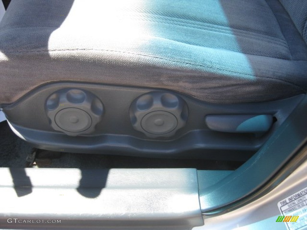 1999 Accord LX Sedan - Satin Silver Metallic / Gray photo #21