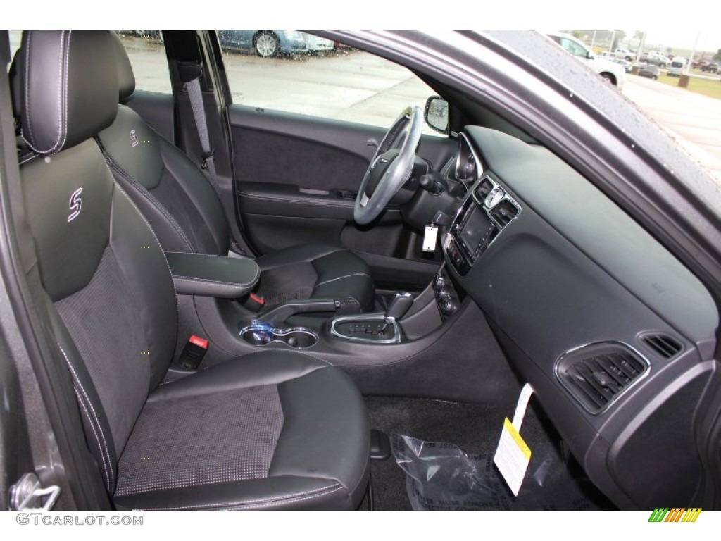 Black Interior 2011 Chrysler 200 S Photo #52340838