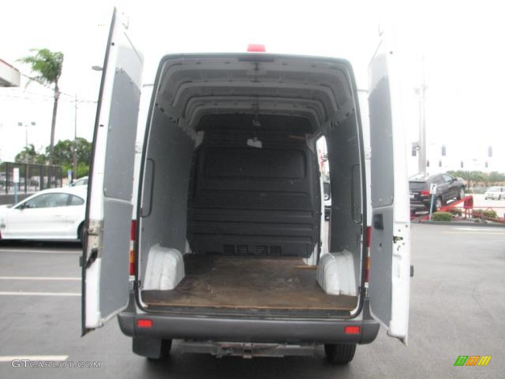 2006 Dodge Sprinter Van 2500 High Roof Cargo Trunk Photo #52342788