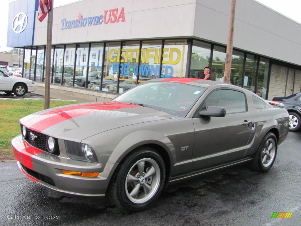 2005 Mustang GT Premium Coupe - Mineral Grey Metallic / Red Leather photo #1
