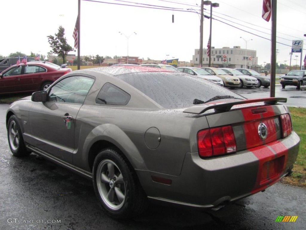 2005 Mustang GT Premium Coupe - Mineral Grey Metallic / Red Leather photo #2