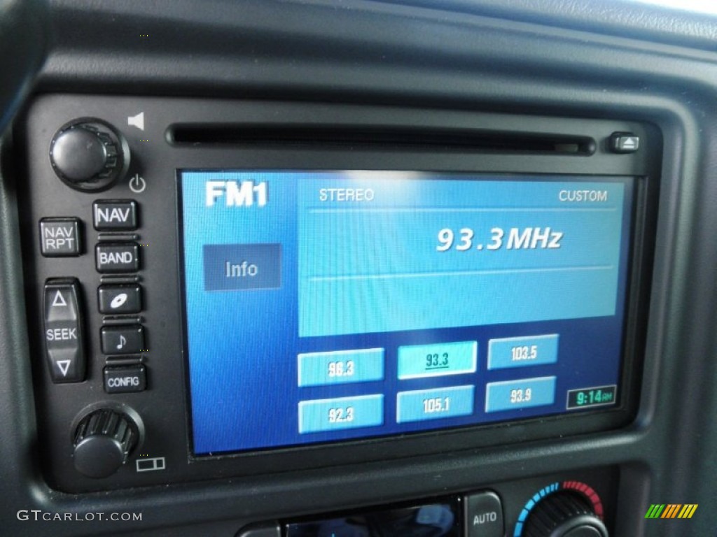 2003 Suburban 1500 LT 4x4 - Redfire Metallic / Gray/Dark Charcoal photo #7