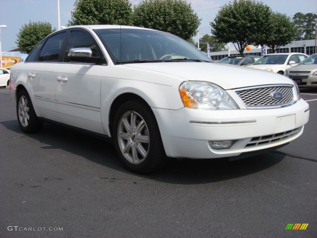 2005 Five Hundred Limited - Oxford White / Pebble Beige photo #1