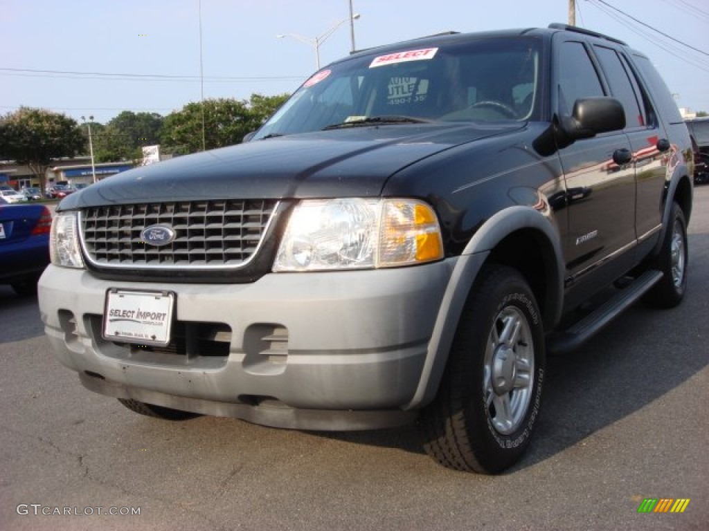 2002 Explorer XLS 4x4 - Black Clearcoat / Graphite photo #1