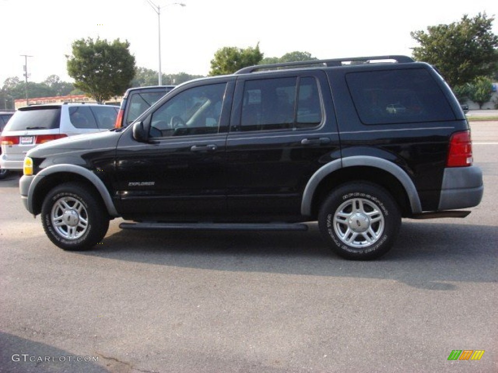 2002 Explorer XLS 4x4 - Black Clearcoat / Graphite photo #3