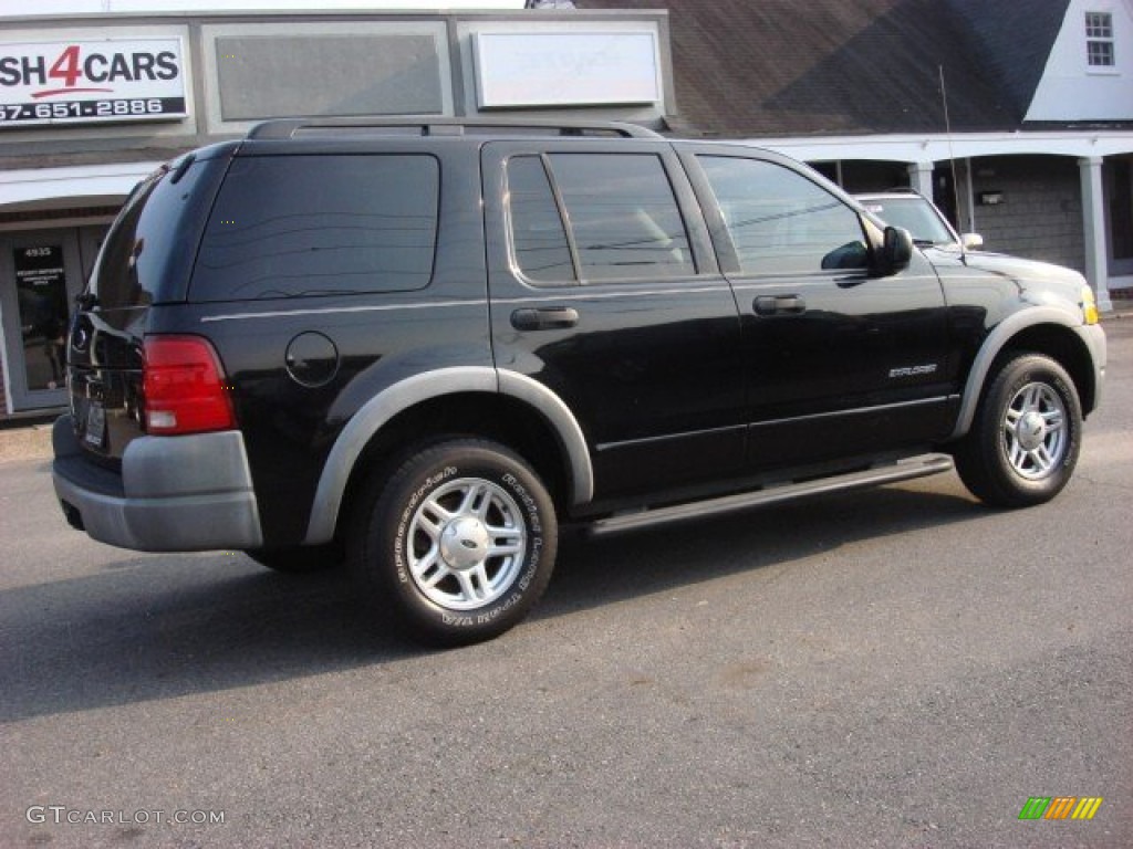 2002 Explorer XLS 4x4 - Black Clearcoat / Graphite photo #5