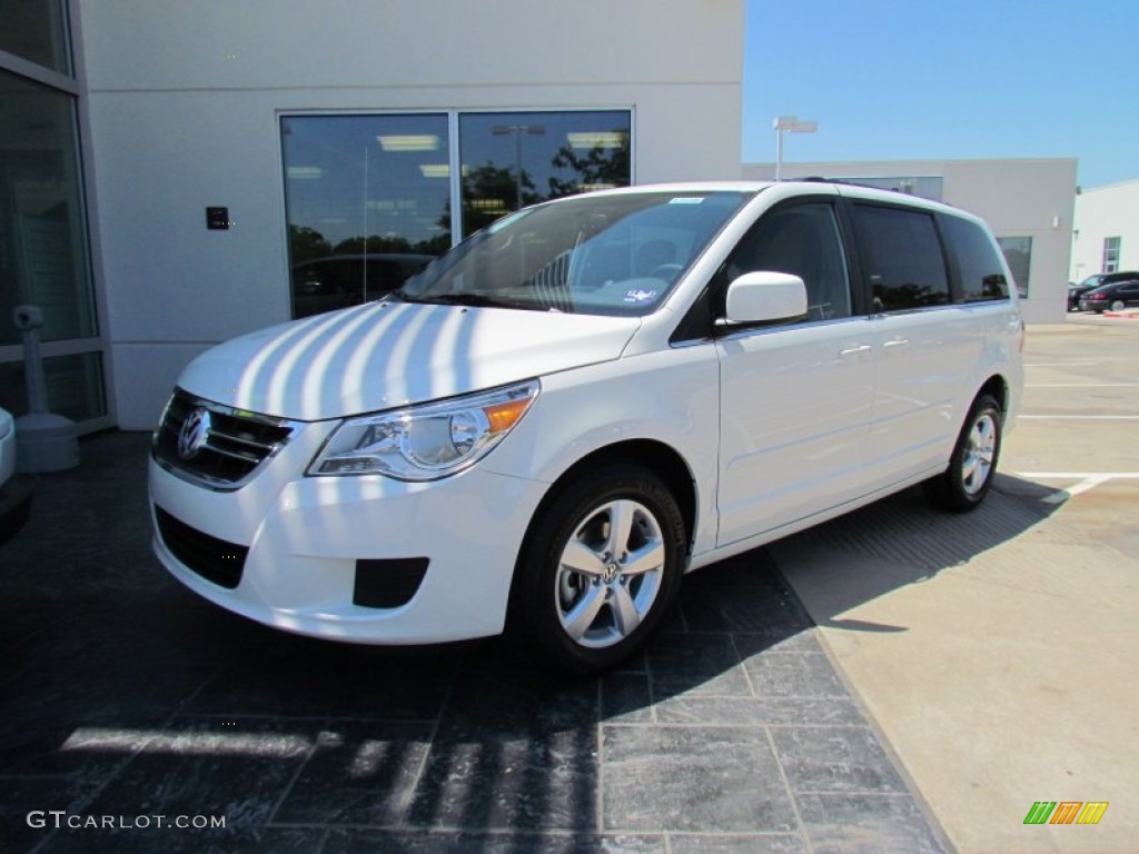 Calla Lily White Volkswagen Routan