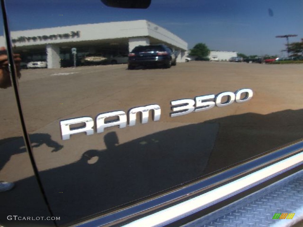 2005 Ram 3500 Laramie Quad Cab 4x4 - Black / Dark Slate Gray photo #35