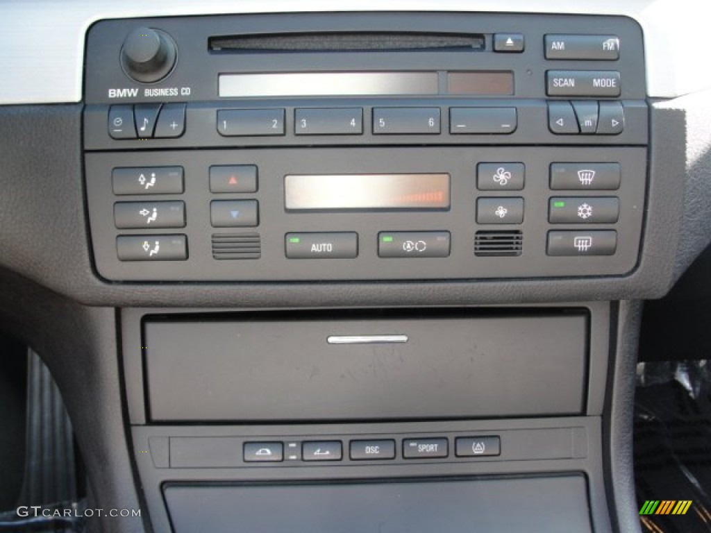 2004 BMW M3 Convertible Controls Photo #52354491
