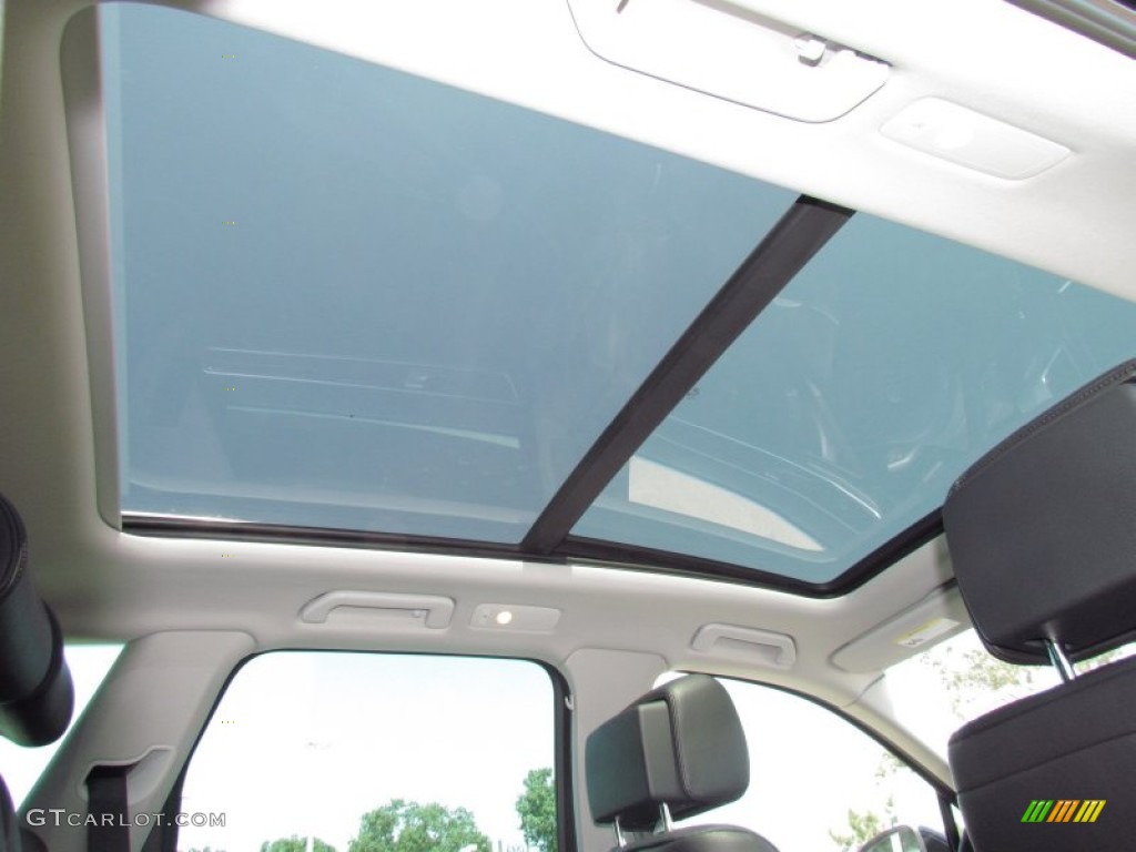 2012 Volkswagen Touareg TDI Lux 4XMotion Sunroof Photo #52354908