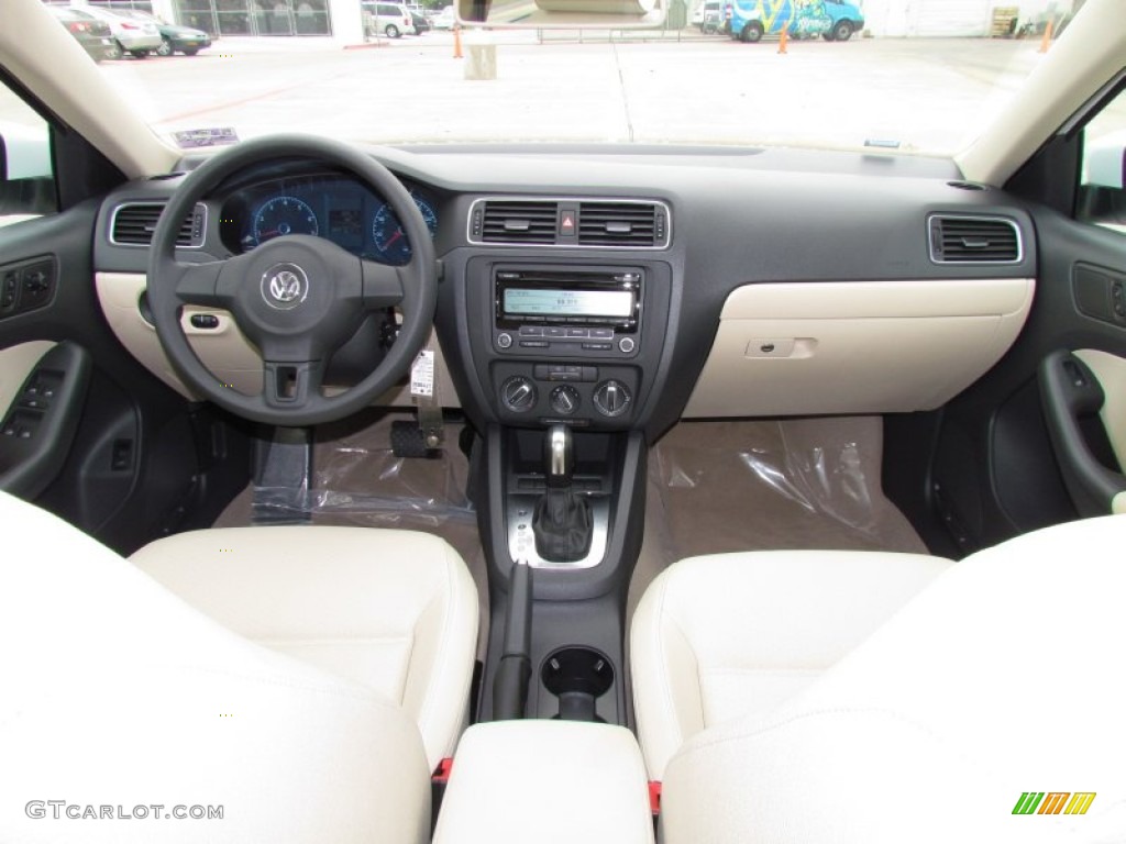 2012 Volkswagen Jetta SE Sedan Cornsilk Beige Dashboard Photo #52355292