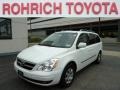 2007 Cosmic White Hyundai Entourage GLS  photo #11