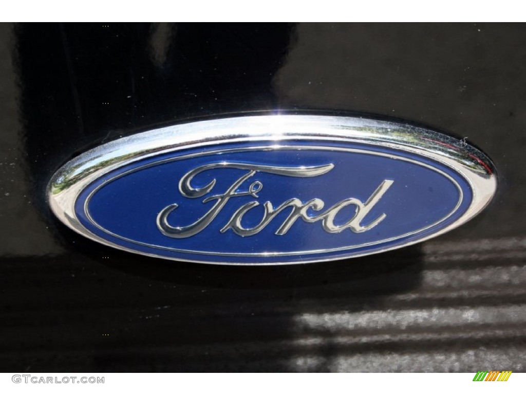 2000 Ford Expedition Eddie Bauer 4x4 Marks and Logos Photo #52357638