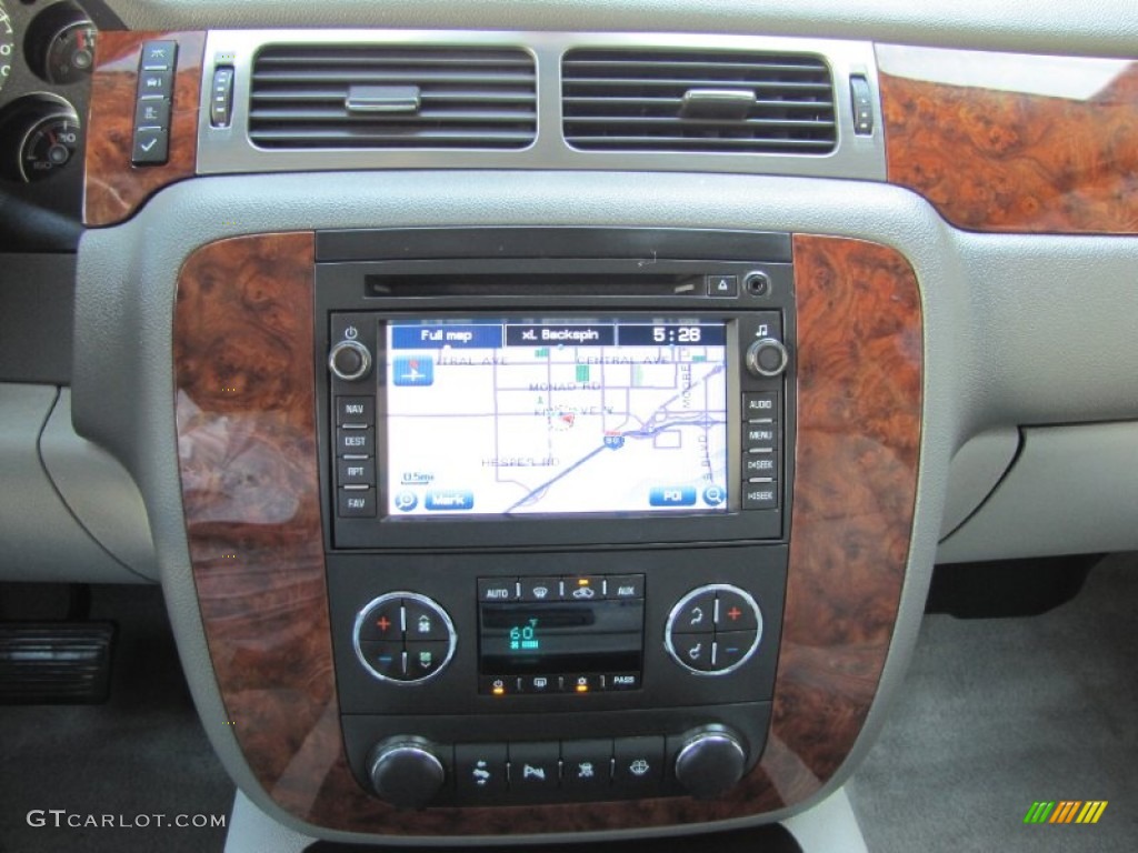 2007 Chevrolet Suburban 1500 LTZ 4x4 Navigation Photo #52357710