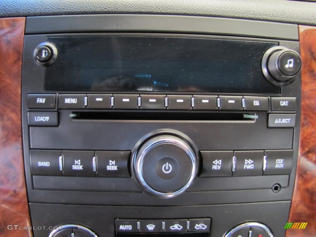 2007 Chevrolet Silverado 2500HD LTZ Crew Cab 4x4 Controls Photo #52357953