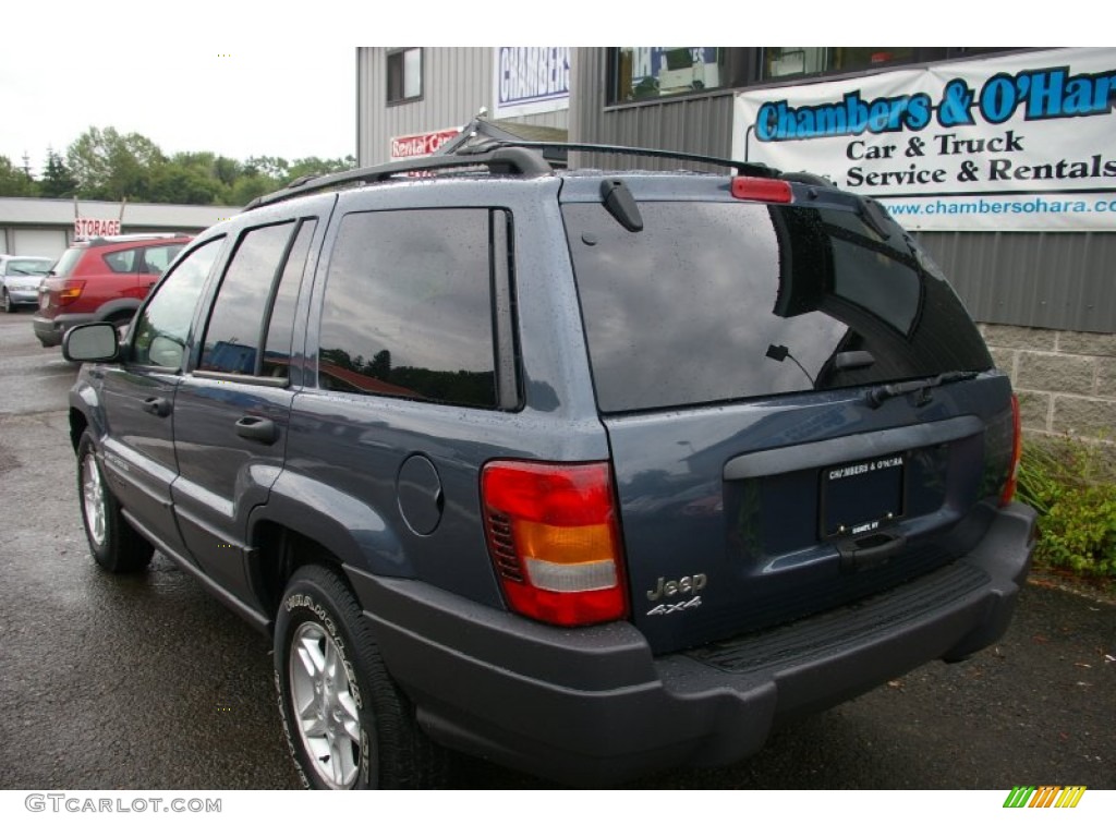 2004 Grand Cherokee Laredo 4x4 - Steel Blue Pearl / Taupe photo #15