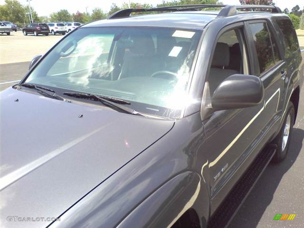 2004 4Runner SR5 4x4 - Galactic Gray Mica / Stone photo #21