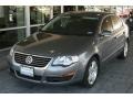 United Gray - Passat Komfort Sedan Photo No. 4