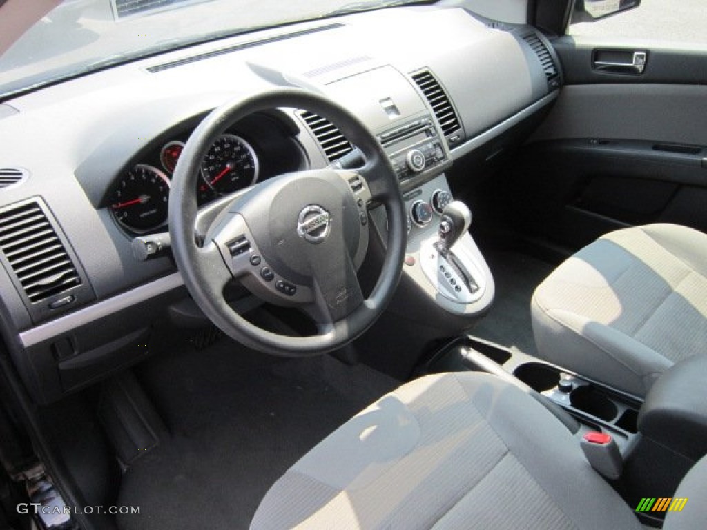 2010 Sentra 2.0 - Super Black / Charcoal photo #11